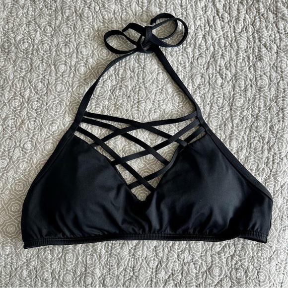 Mossimo Supply Co. Other - Mossimo Black Strappy Criss-cross Bikini Top Size M